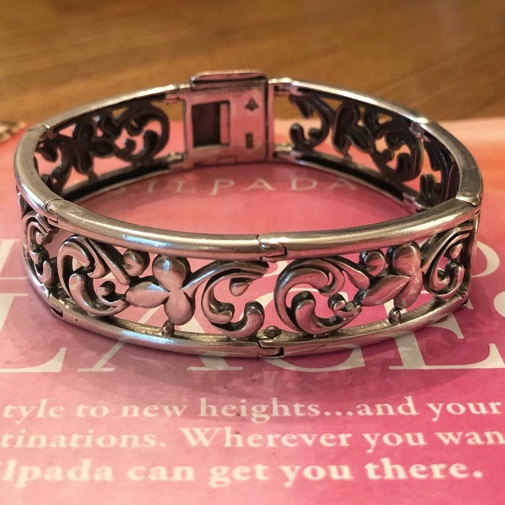 Silpada Filigree Sterling Silver Scroll Hinged Bracelet - Picture 12 of 16